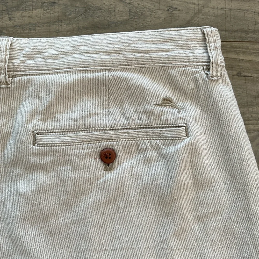 Tommy Bahama 9” Linen Blend Shorts Men’s 40 Tan Micro Striped - Picture 8 of 8